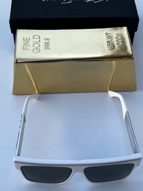 Love Hate LH01WSV15 VintagWhite Silver Shield Sunglasses Corey Shapiro OS w/Case main image 9